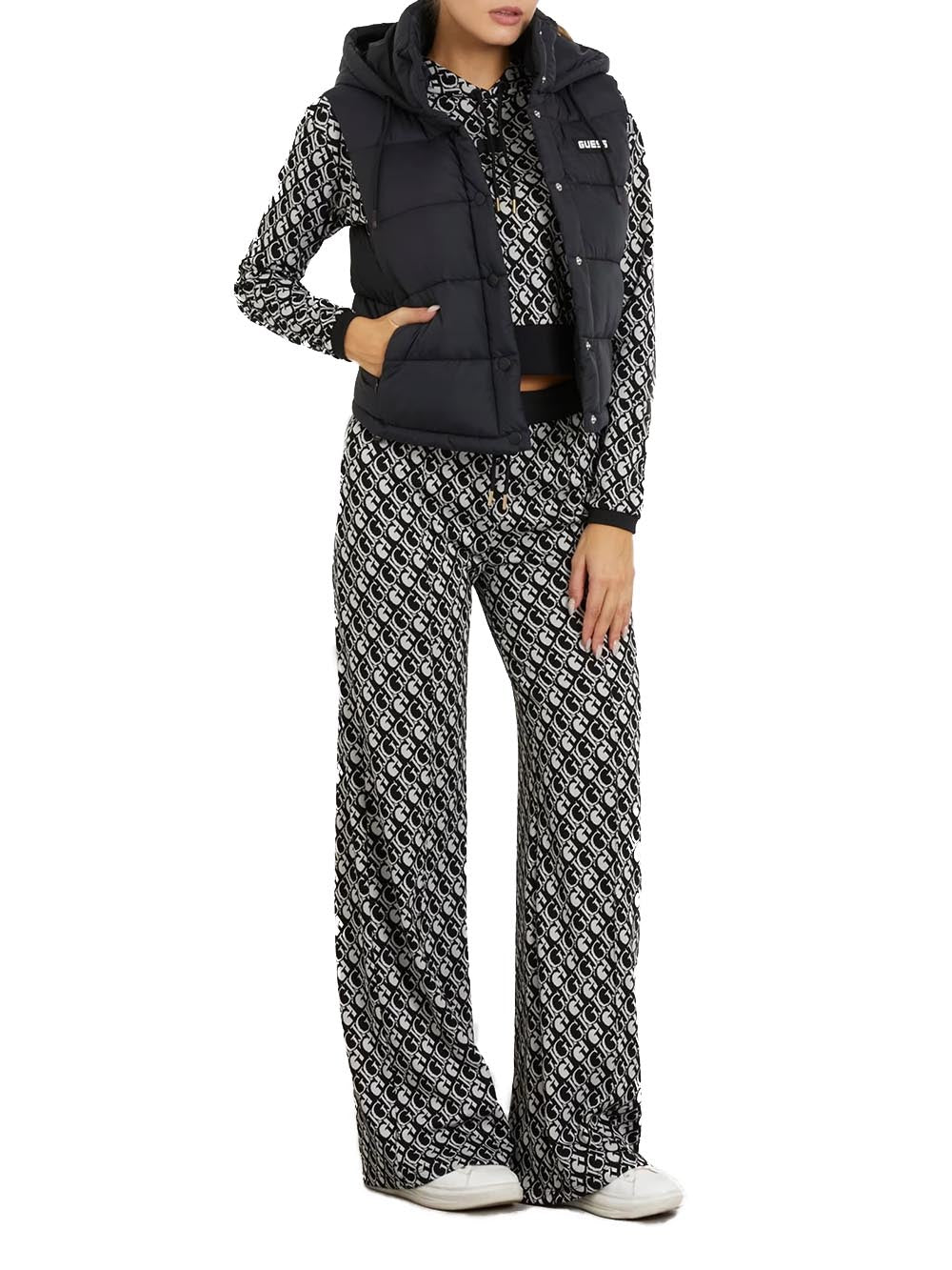 Guess Smanicato Donna V4rl02 Wfye2 Breana Nero
